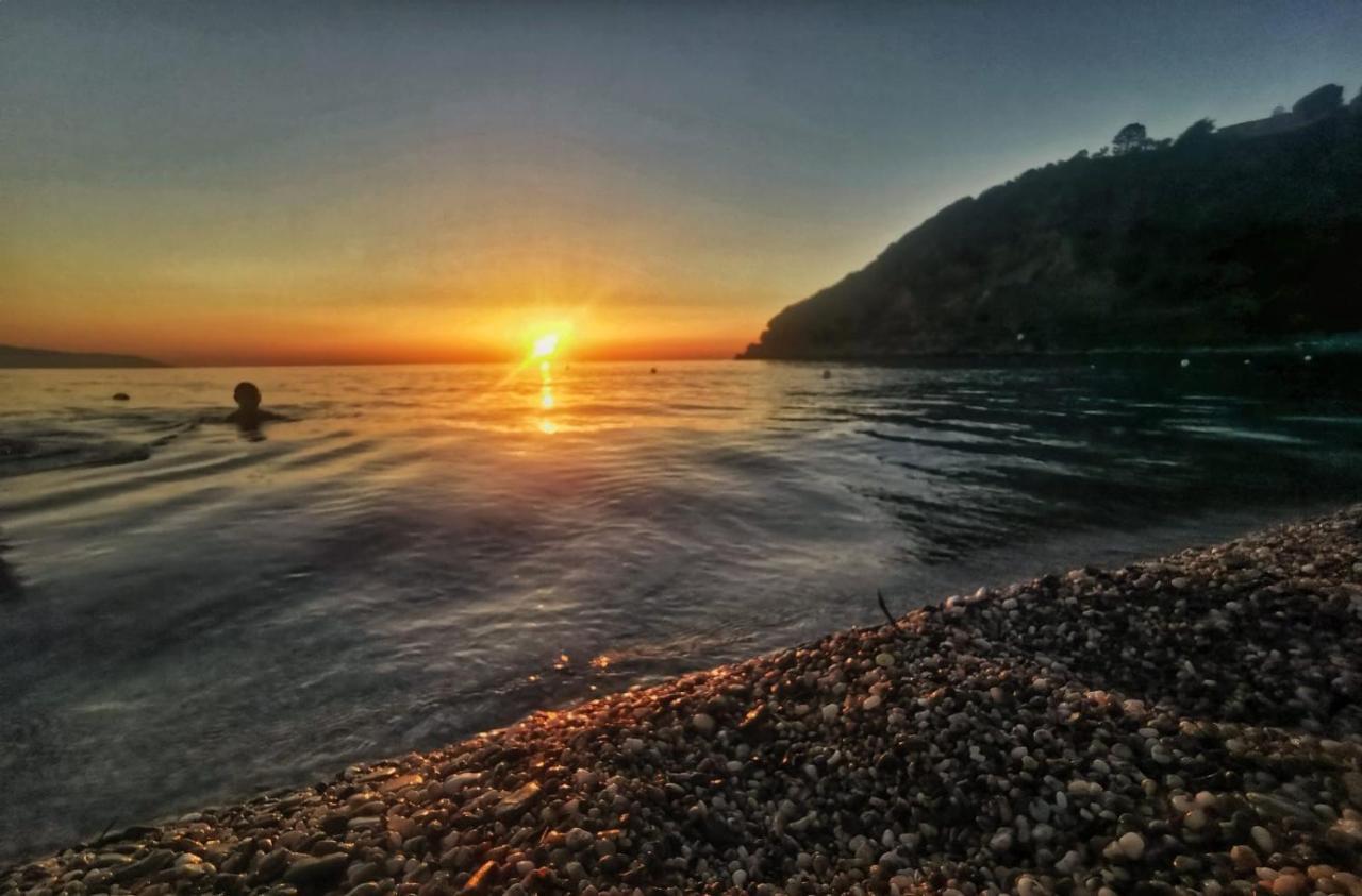 Sicily Comfort Milazzo Bagian luar foto