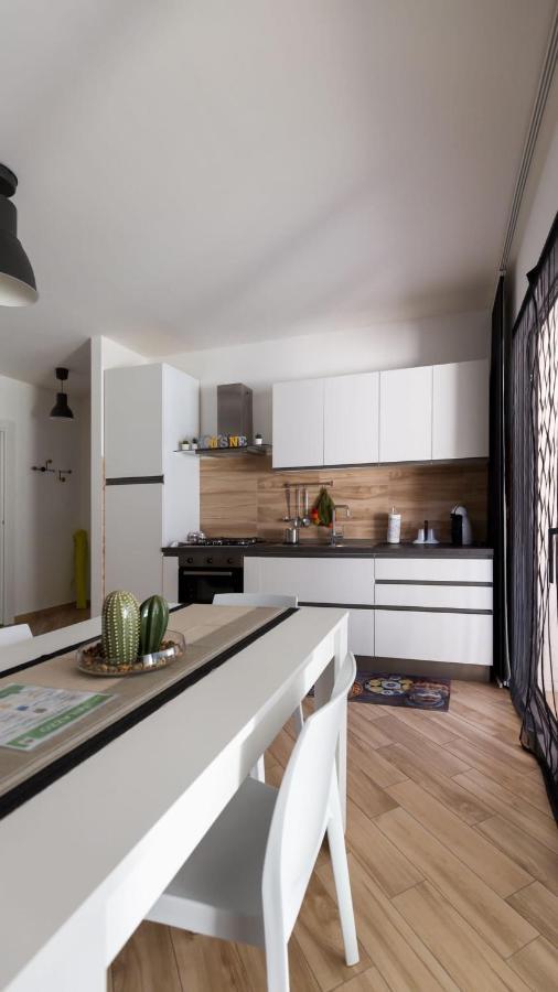 Sicily Comfort Milazzo Bagian luar foto
